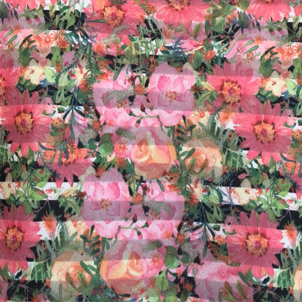 Lularoe Amelia (size S) - Picture 2 of 5